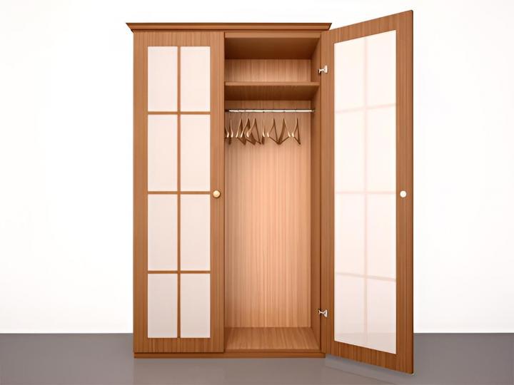 Portes d’armoires en polyester, en mélamine et en stratifié Prestolam.