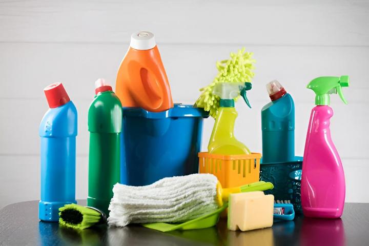 Produit de nettoyant toutes surfaces Gatineau